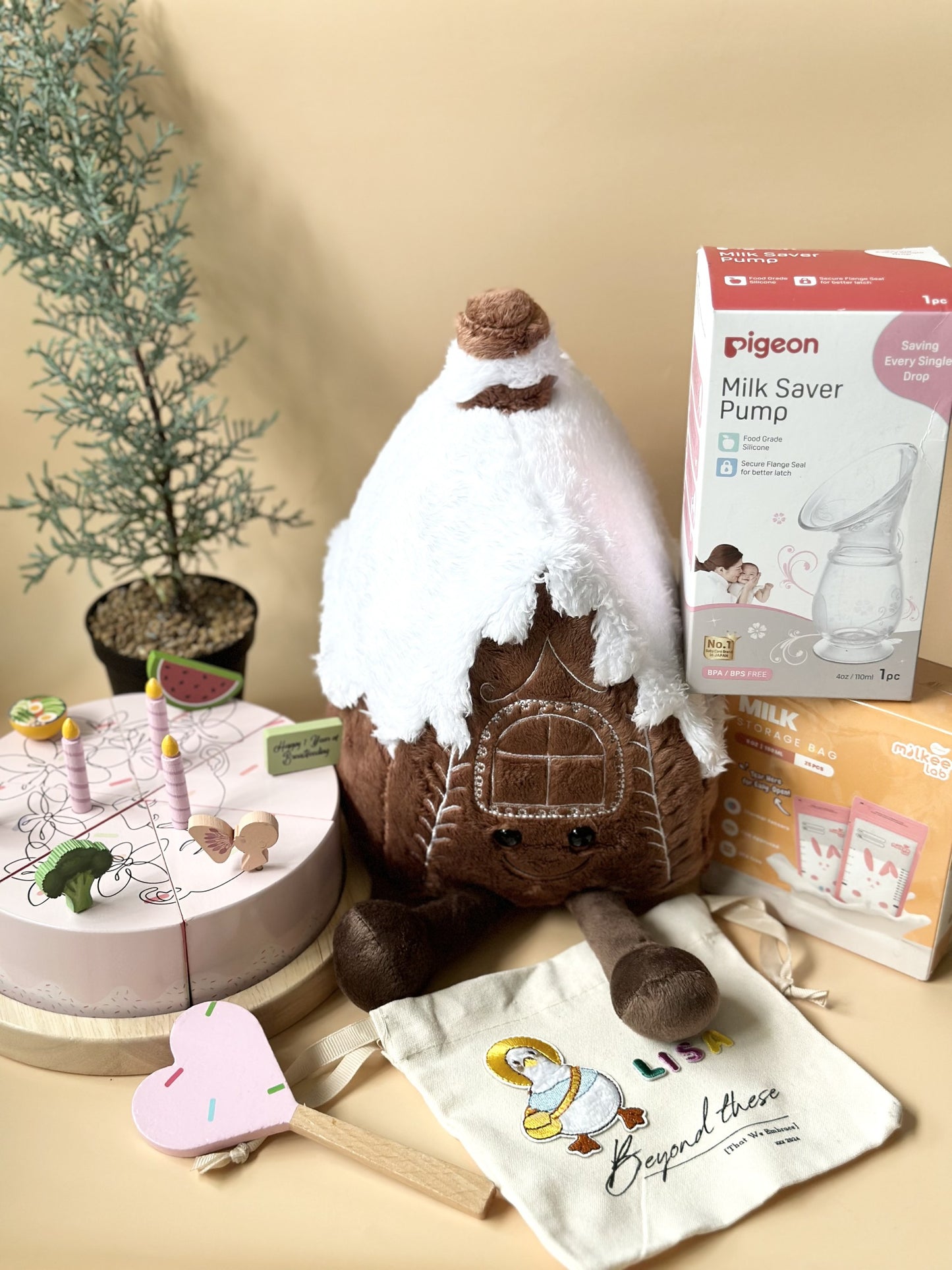 MAMA & ME Breastfeeding Wooden Toy Cake (Play + Edition )