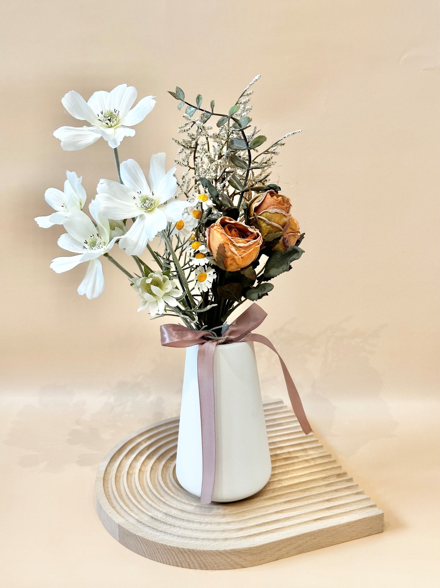 [  Resilience  ] Rustic Elegance Bouquet with vase
